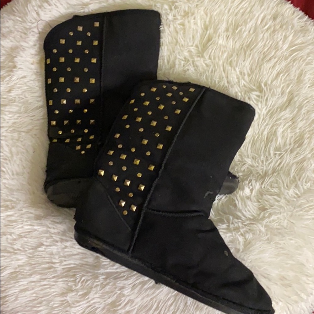 Ugs